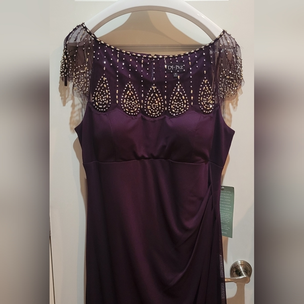 DJ- Jaz womens formal dress purple/eggplant size 18 long - Picture 3 of 7